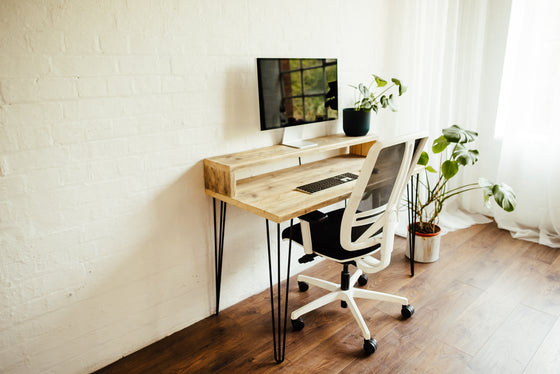 Hairpin desk with monitor riser