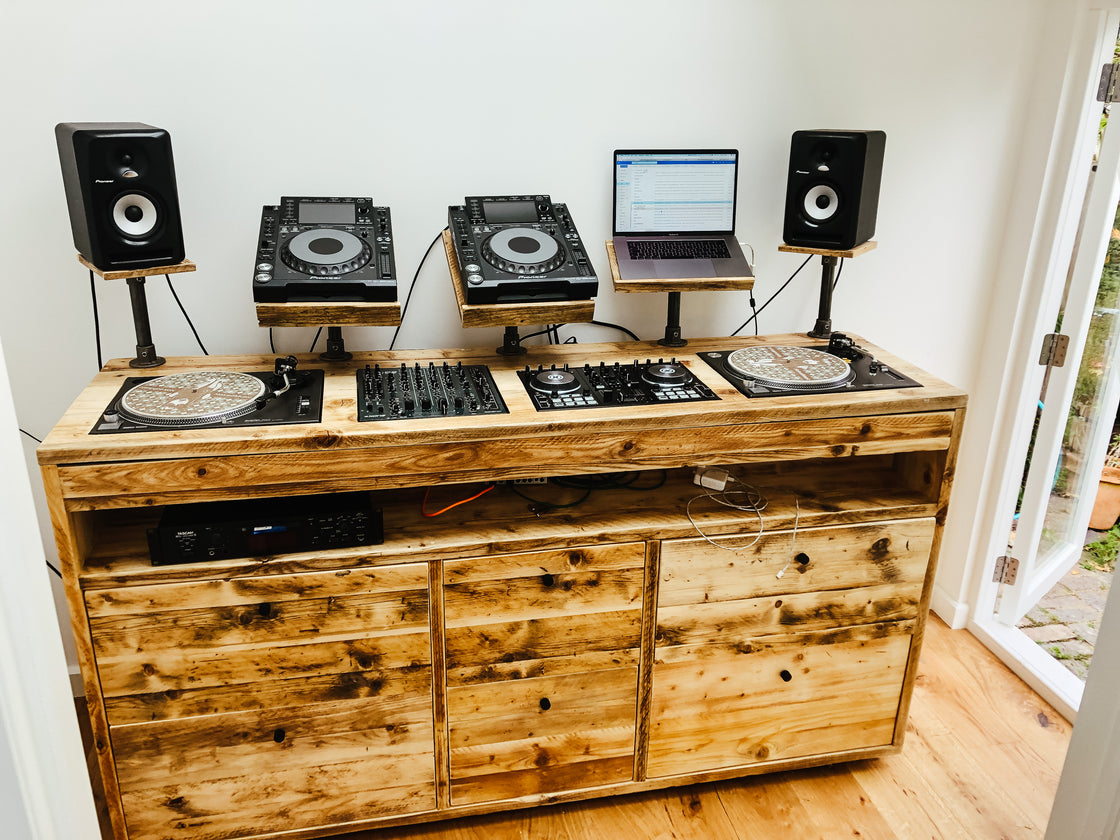 DJ Booths – Outhouse